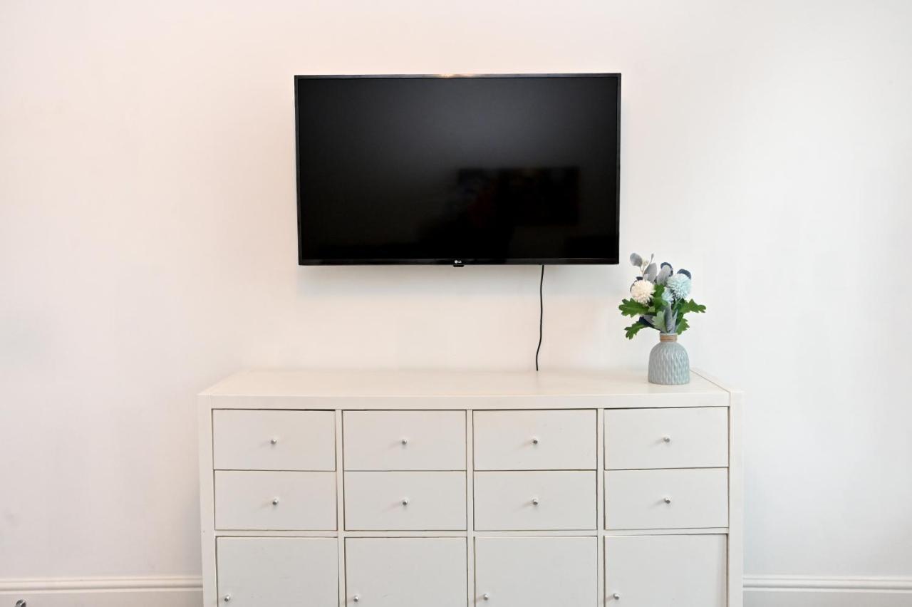 Luxury 2Bedroom - 2Bath - Prime Location - Patio Harrow on the Hill Exteriör bild