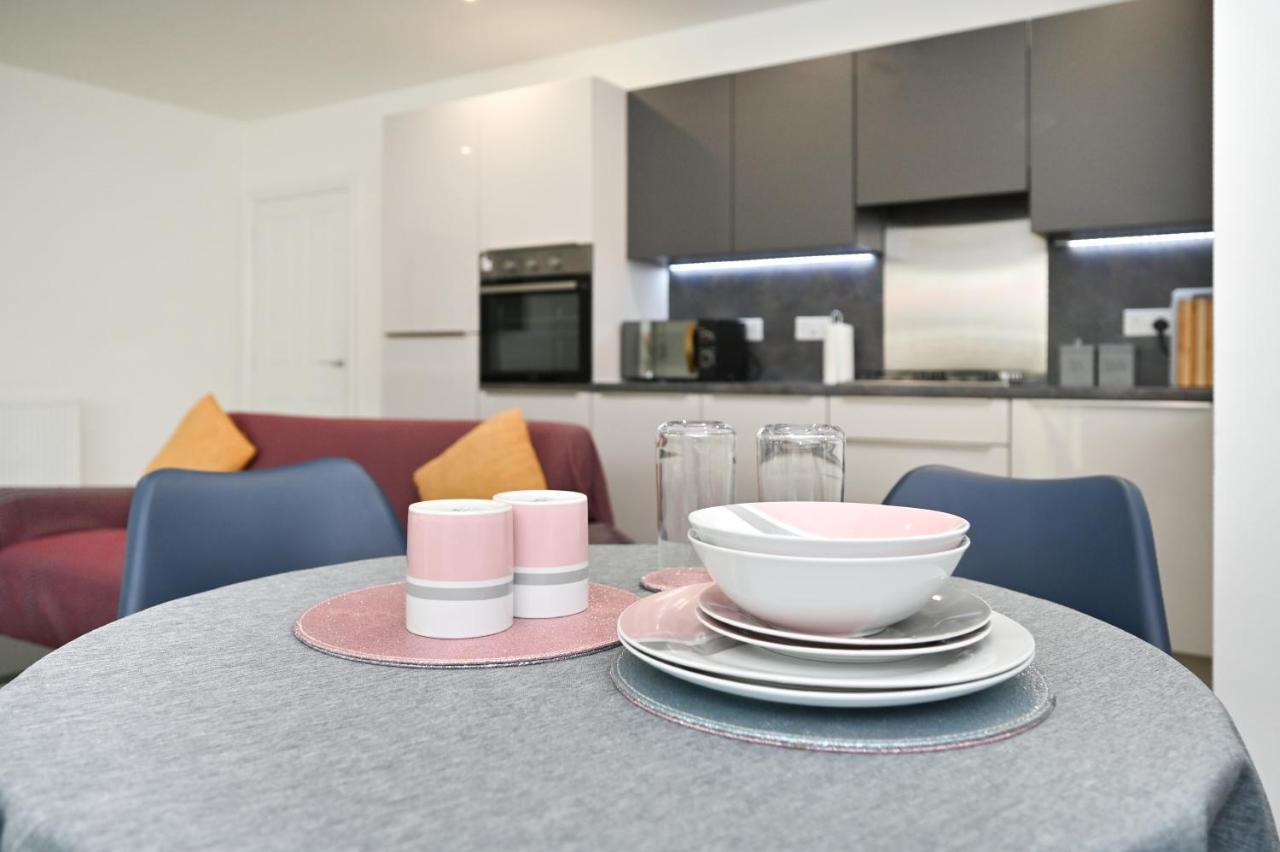 Luxury 2Bedroom - 2Bath - Prime Location - Patio Harrow on the Hill Exteriör bild