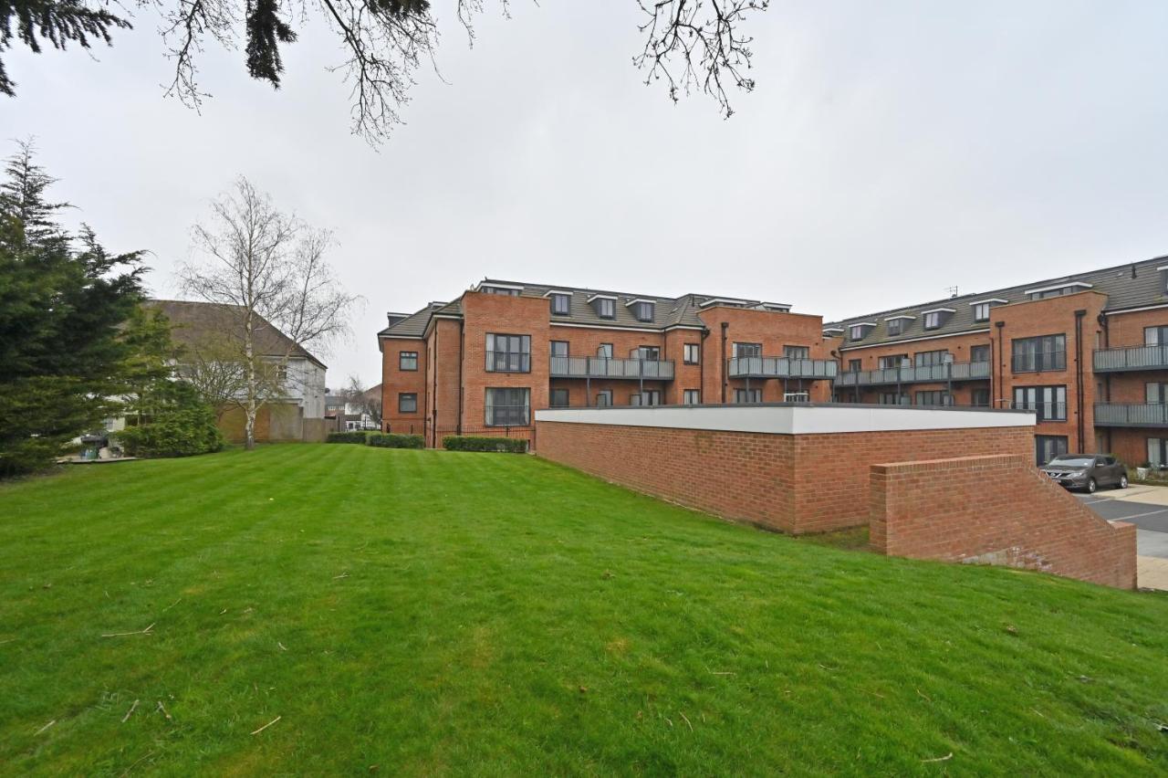 Luxury 2Bedroom - 2Bath - Prime Location - Patio Harrow on the Hill Exteriör bild