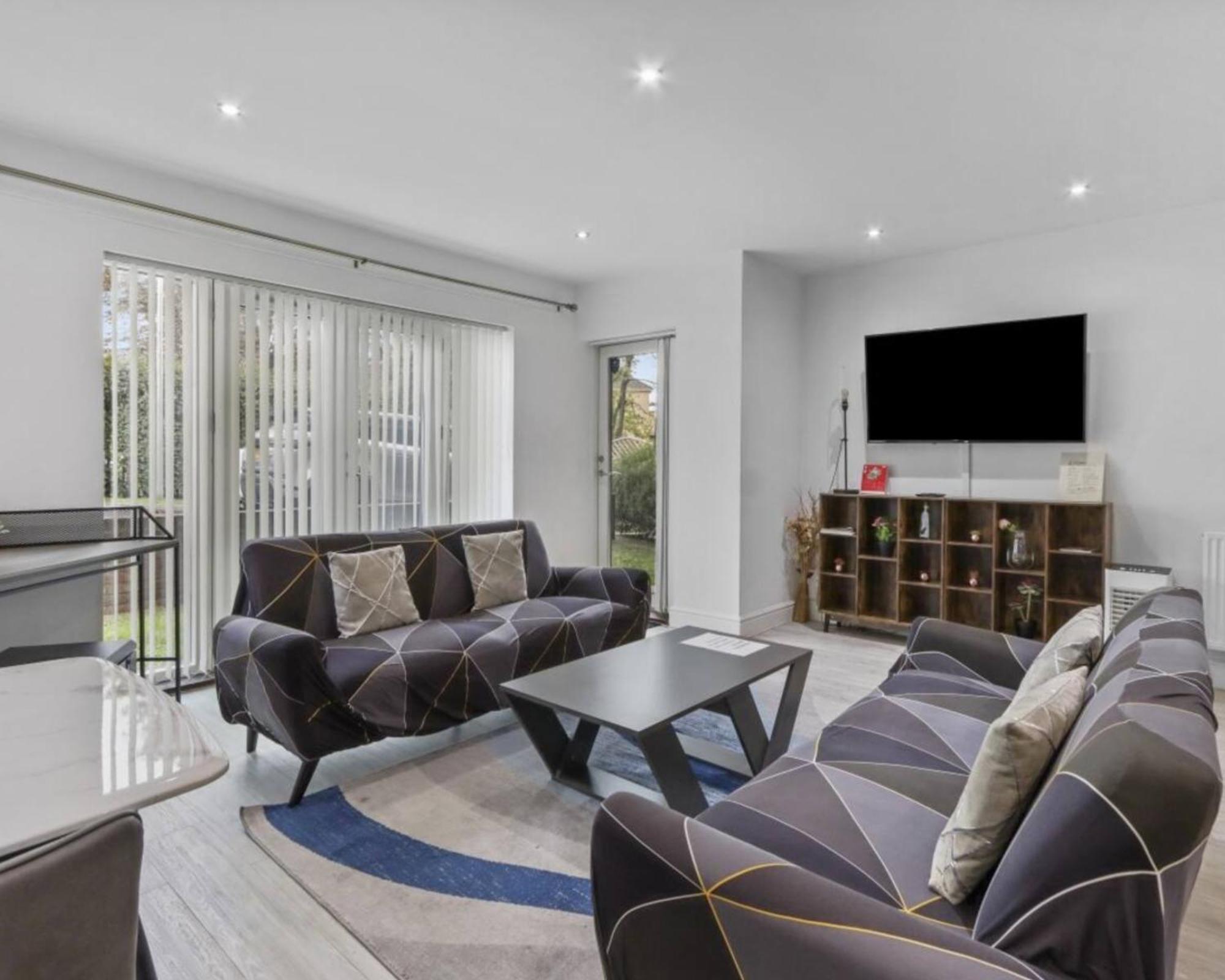 Luxury 2Bedroom - 2Bath - Prime Location - Patio Harrow on the Hill Exteriör bild