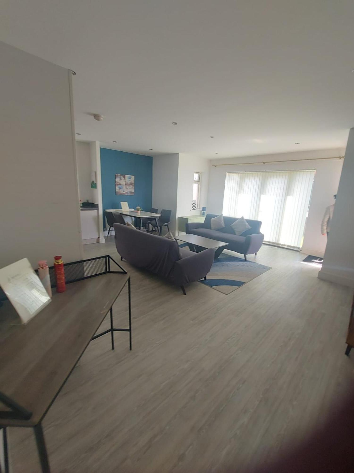 Luxury 2Bedroom - 2Bath - Prime Location - Patio Harrow on the Hill Exteriör bild