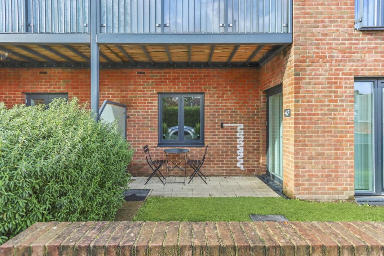 Luxury 2Bedroom - 2Bath - Prime Location - Patio Harrow on the Hill Exteriör bild